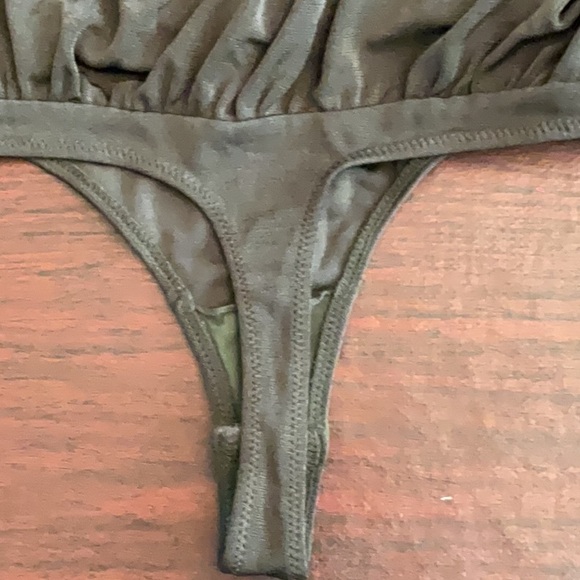 Free people Elegant dark brown Long Sleeve deep v-neck Bodysuit - Picture 5 of 6